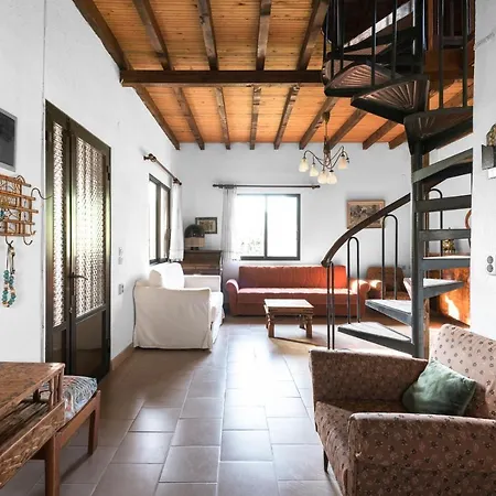 #luxlikehome Traditional Country House Holiday home *