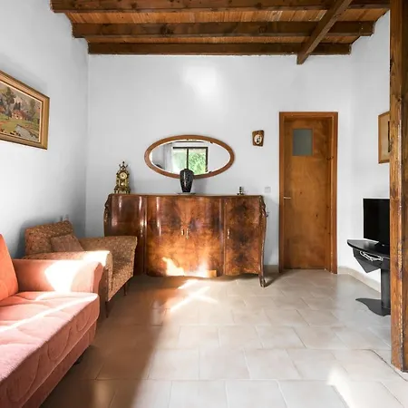 #luxlikehome Traditional Country House Holiday home