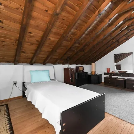 Holiday home #luxlikehome Traditional Country House Toroni