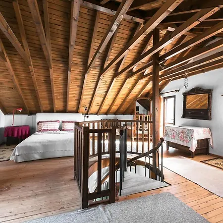 Holiday home #luxlikehome Traditional Country House *